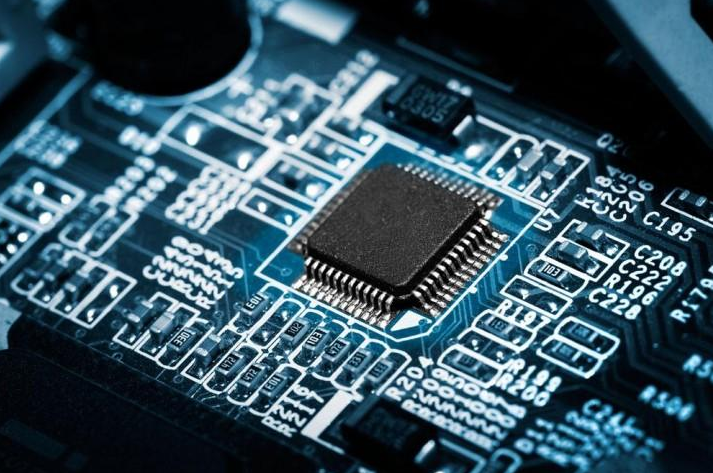 这也引得一向绅士的孟非都忍不住怒怼