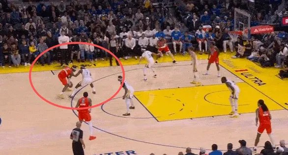 亚历山大连续得分20+场次达128场 创历史纪录