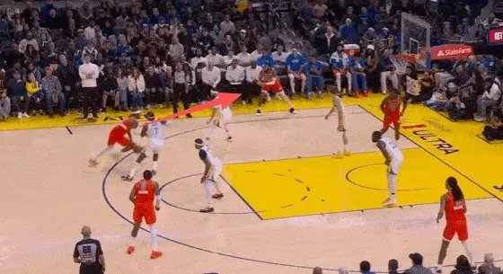 亚历山大连续得分20+场次达128场 创历史纪录