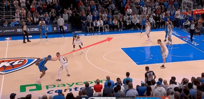 亚历山大连续得分20+场次达128场 创历史纪录