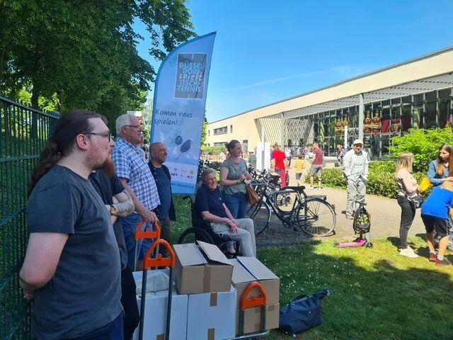 中国乒乓冠军樊振东加盟杜塞尔多夫俱乐部，开