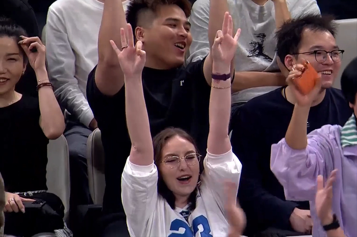 王浩然砍32分贺希宁10助攻 深圳大胜广厦