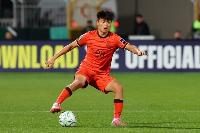 杨希中超首球助海港破局 双边卫连线成关键