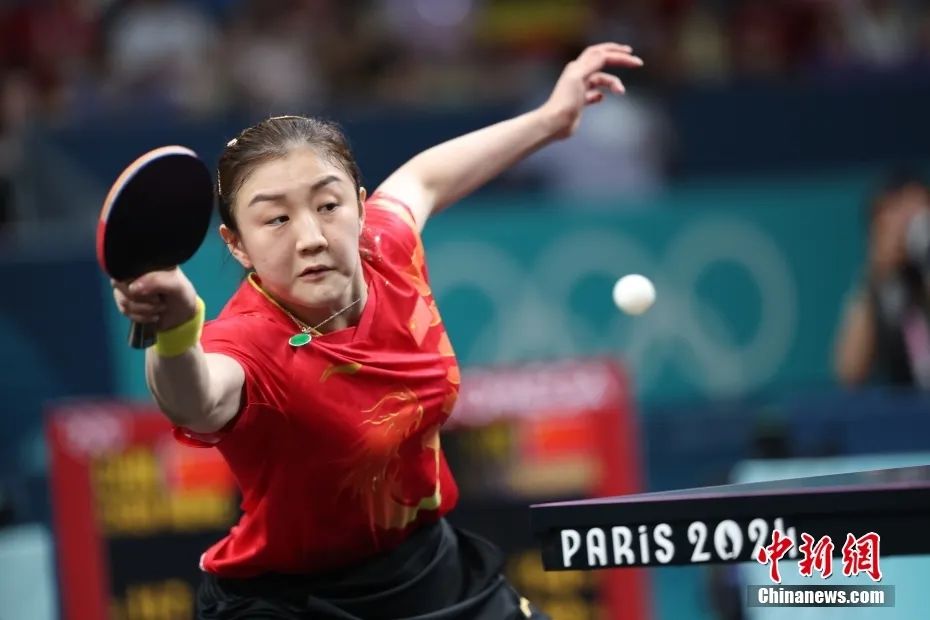 陪陈梦夺冠的翡翠吊坠藏着哪些玄机？设计师揭